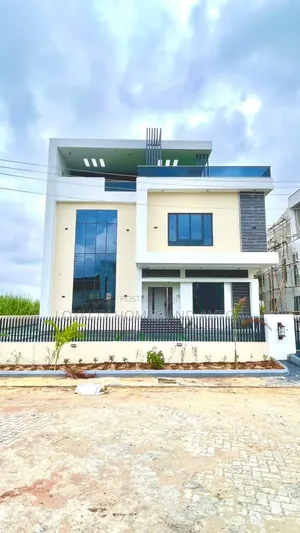 6bdrm House in Chevron for sale