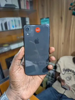 Apple iPhone XR 64 GB Black