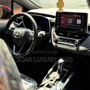 Toyota Corolla XSE 2020 Red