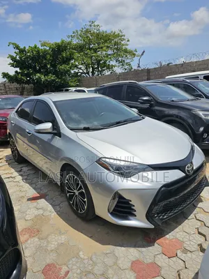 Toyota Corolla 2017 Silver