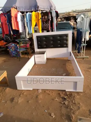4x6 Bedframe