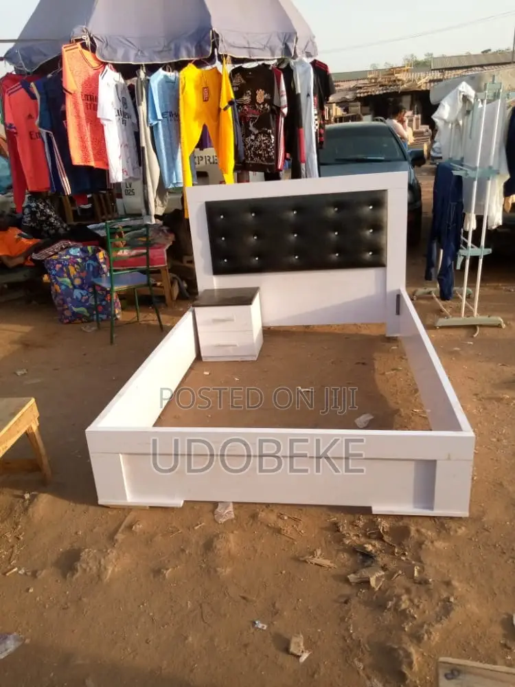 4x6 Bedframe