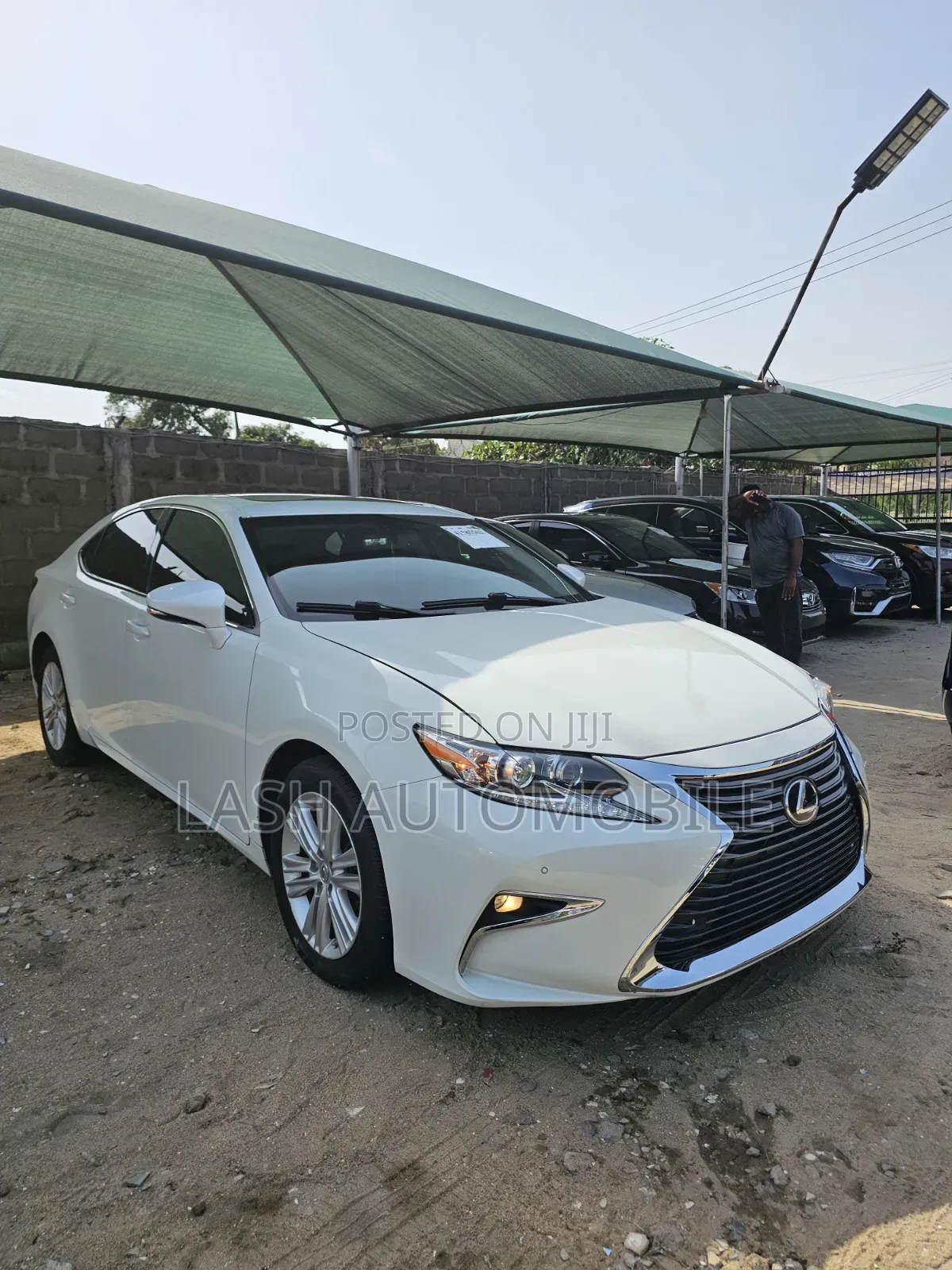 Lexus ES 2015 White