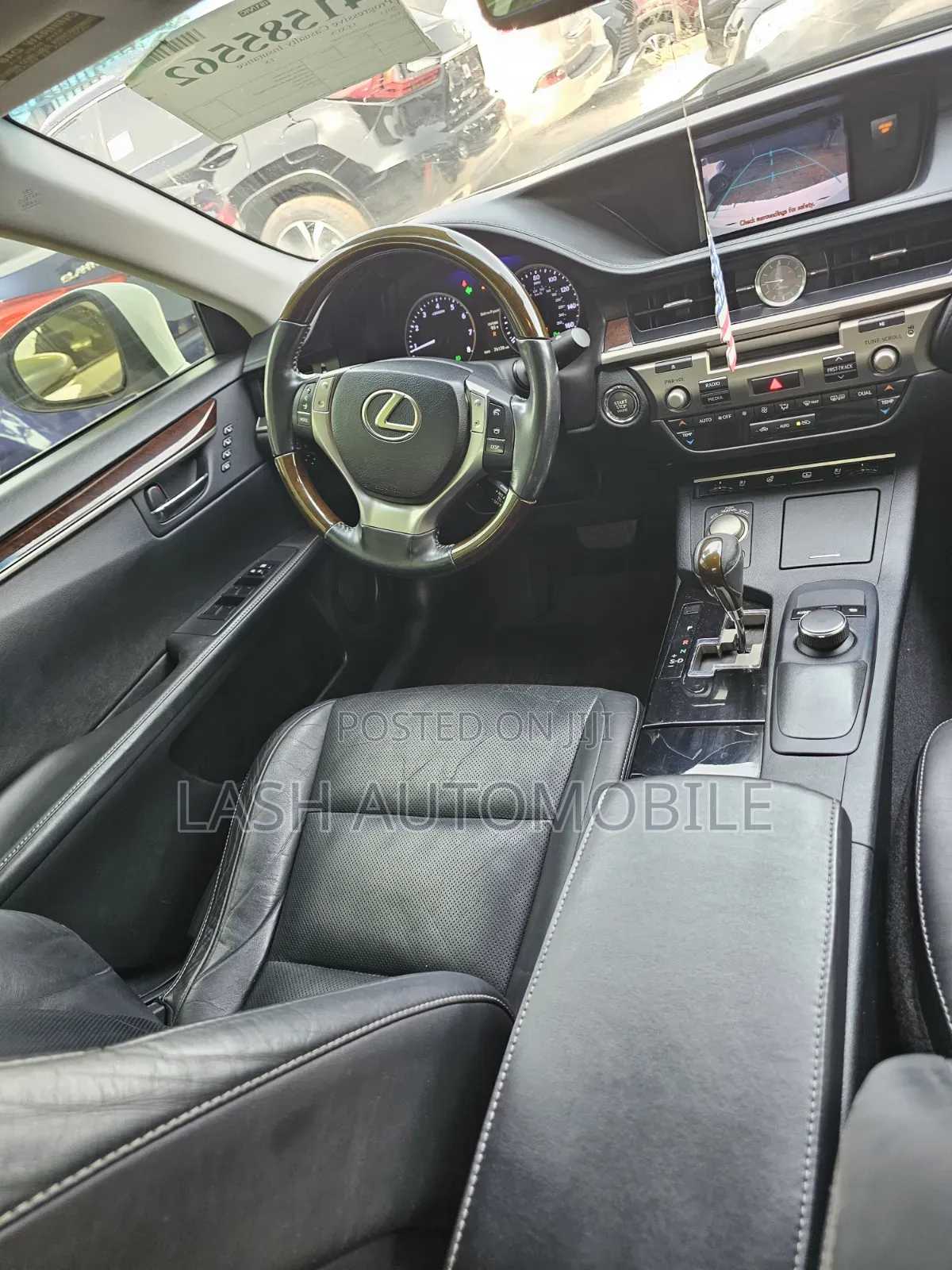 Lexus ES 2015 White