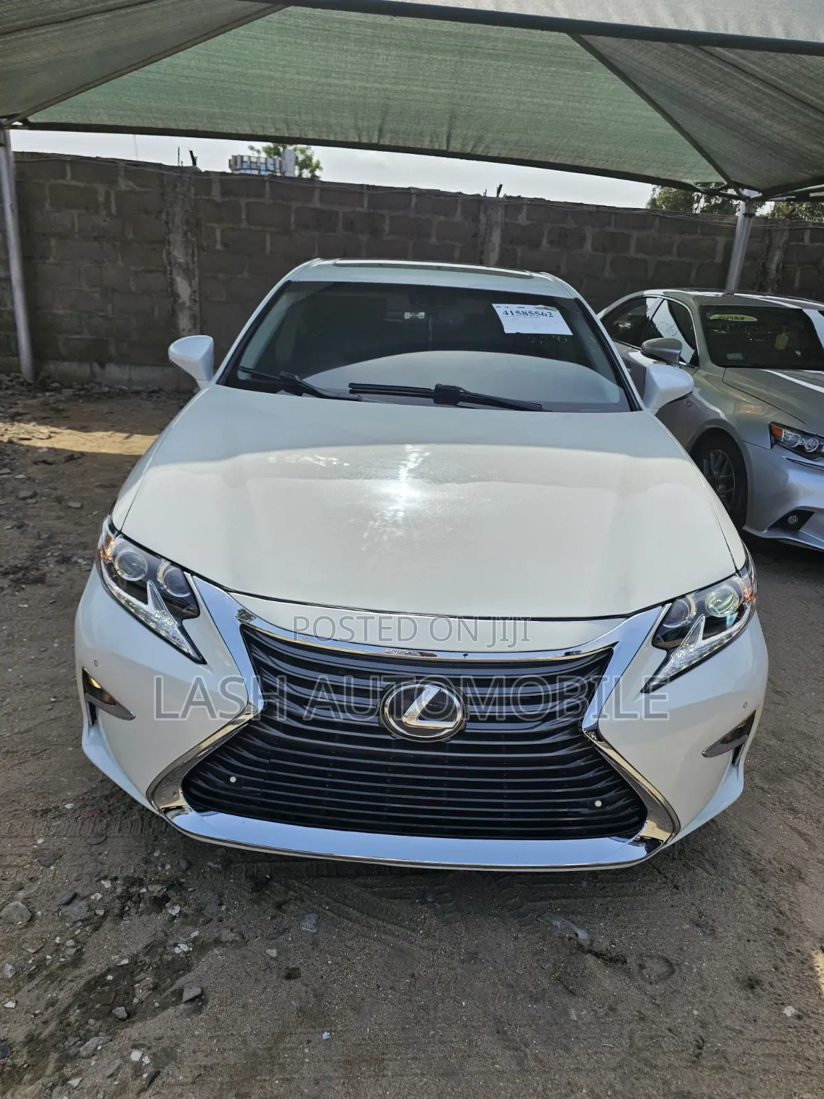 Lexus ES 2015 White