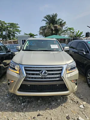 Lexus GX 2012 Gold