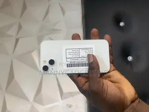 Apple iPhone 13 128 GB White