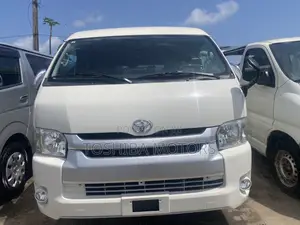 Toyota HiAce 2015 White