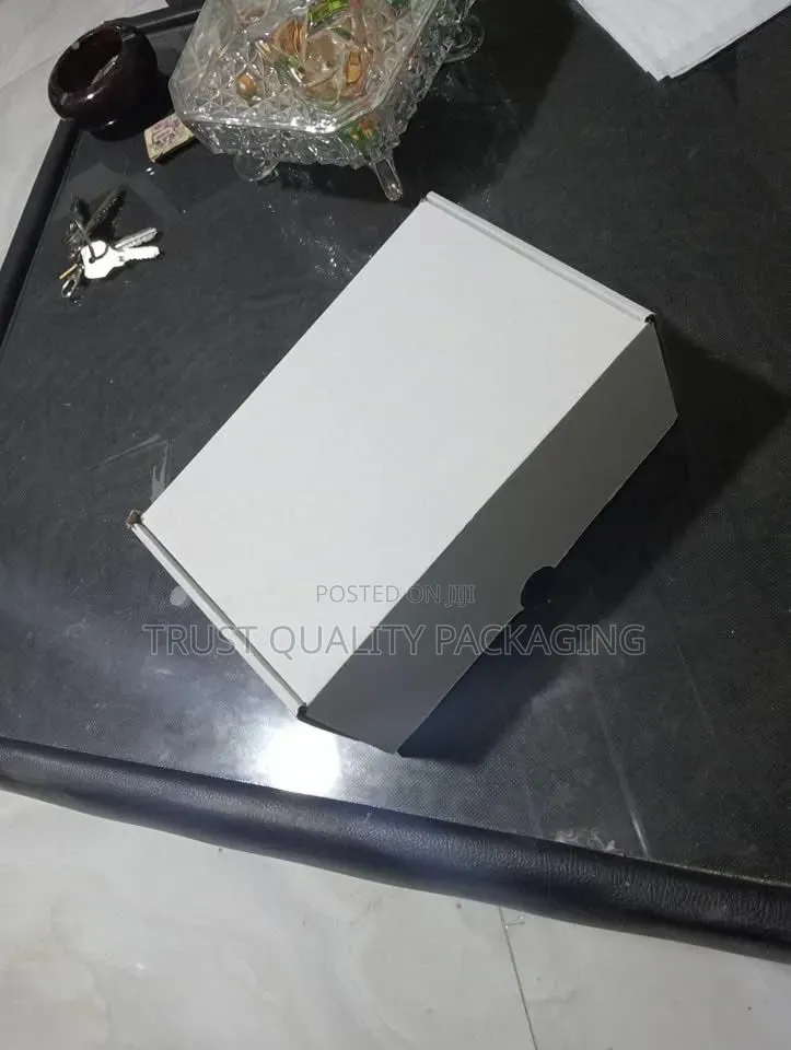 Self-Locking Mailers Boxes