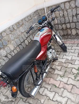 Bajaj Boxer 2023 Red