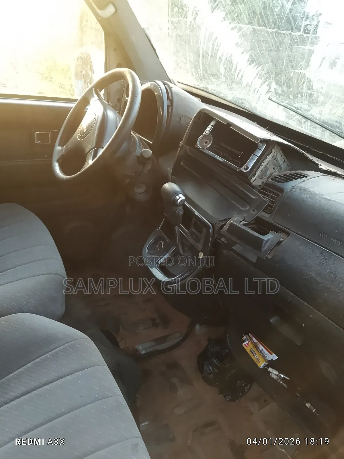Daihatsu Hijet 2010 White