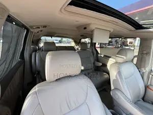 Toyota Sienna XLE 2007 White