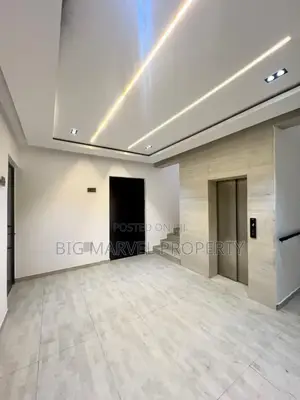 2bdrm Apartment in Ikate Estate Lekki for rent