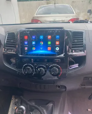 Toyota Hilux Navigation Android Screen/Reverse Camera
