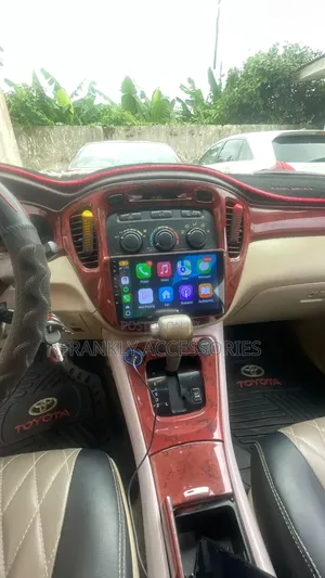 Highlander 2005 Apple Carplay Screen With Reverse Camera Sir