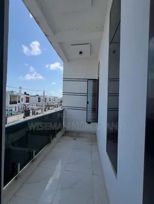 5bdrm Duplex in Ajah Lekki Eti-Osa for rent