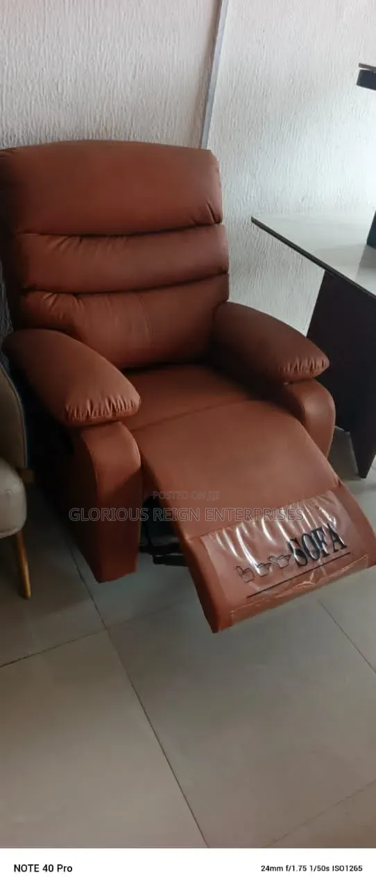 Manual Reclining Chair