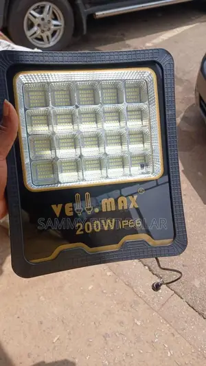 Veii.Max 200watts Solar Flood Light