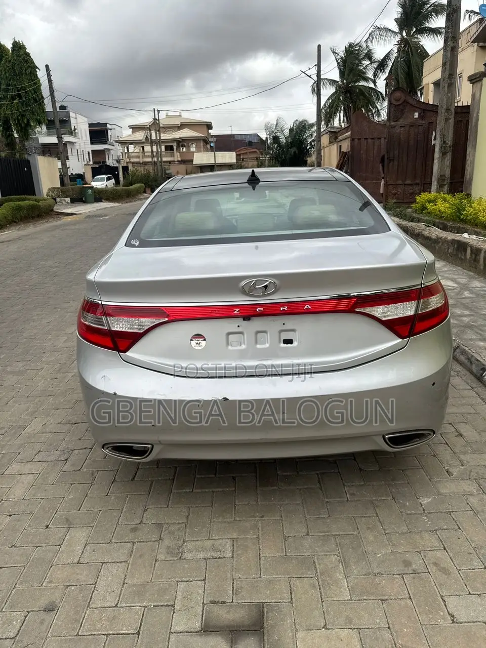 Hyundai Azera Base 2012 Silver
