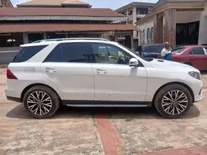 Mercedes-Benz GLE-Class GLE 350d 4MATIC 2016 White