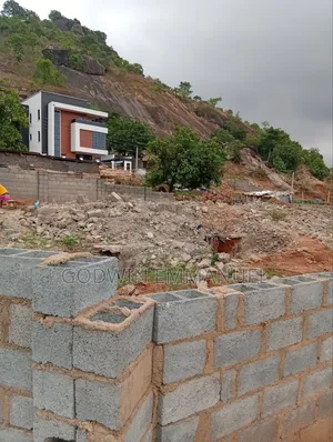 600sqm for Sale in Dawaki