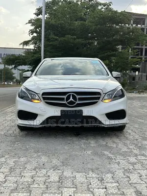 Mercedes-Benz E350 Base 4Matic Sedan AWD (3.5L 6cyl 7A) 2014 White