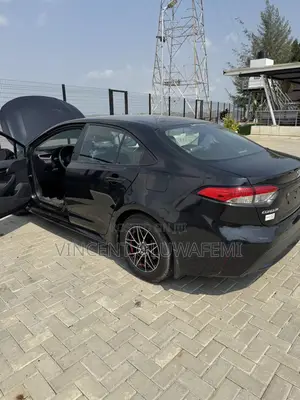 Toyota Corolla LE 2022 Black