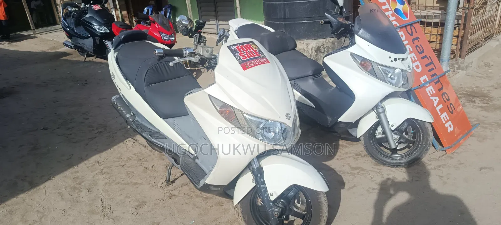 Suzuki Burgman 2014 White