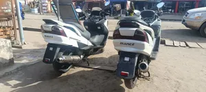 Suzuki Burgman 2014 White