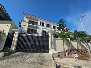 4bdrm Duplex in Ikoyi for rent