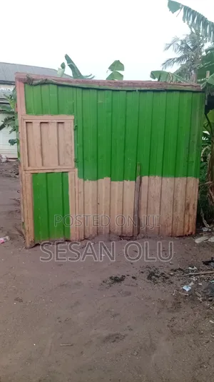 Strong Iron Kiosk Container