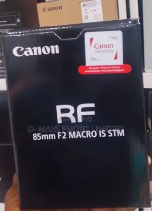 Canon Rf 85mm F/2 Macro Is STM Lens
