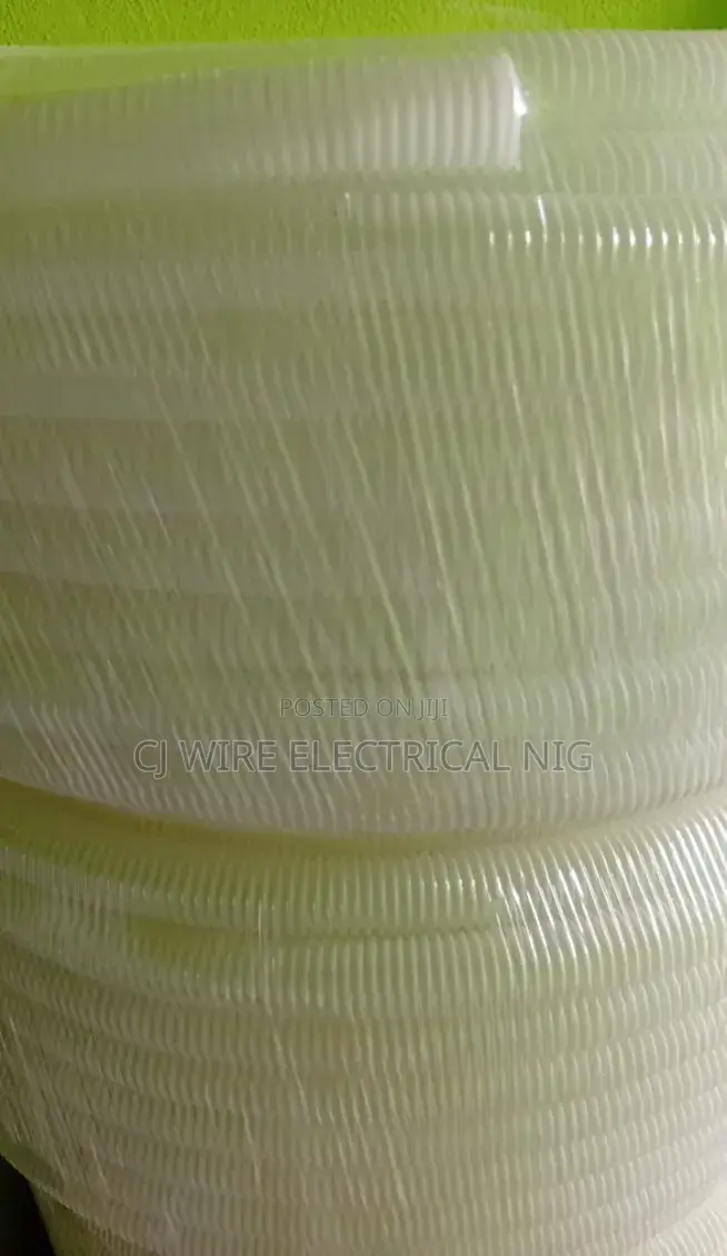 25mm Flexible Conduit White