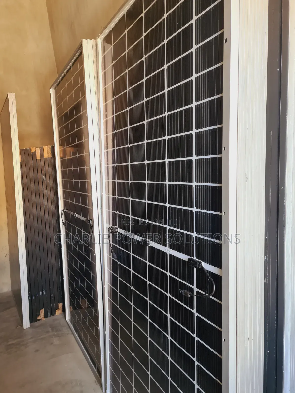 This Trinasolar Bifacial Half-Cut 630watts Solar Panel