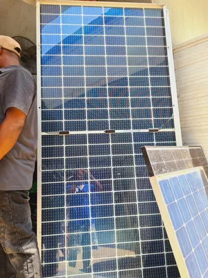 This Jinko 620watts Bifacial Half-Cut High Voltage Solar Panel