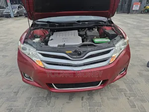 Toyota Venza V6 AWD 2012 Red