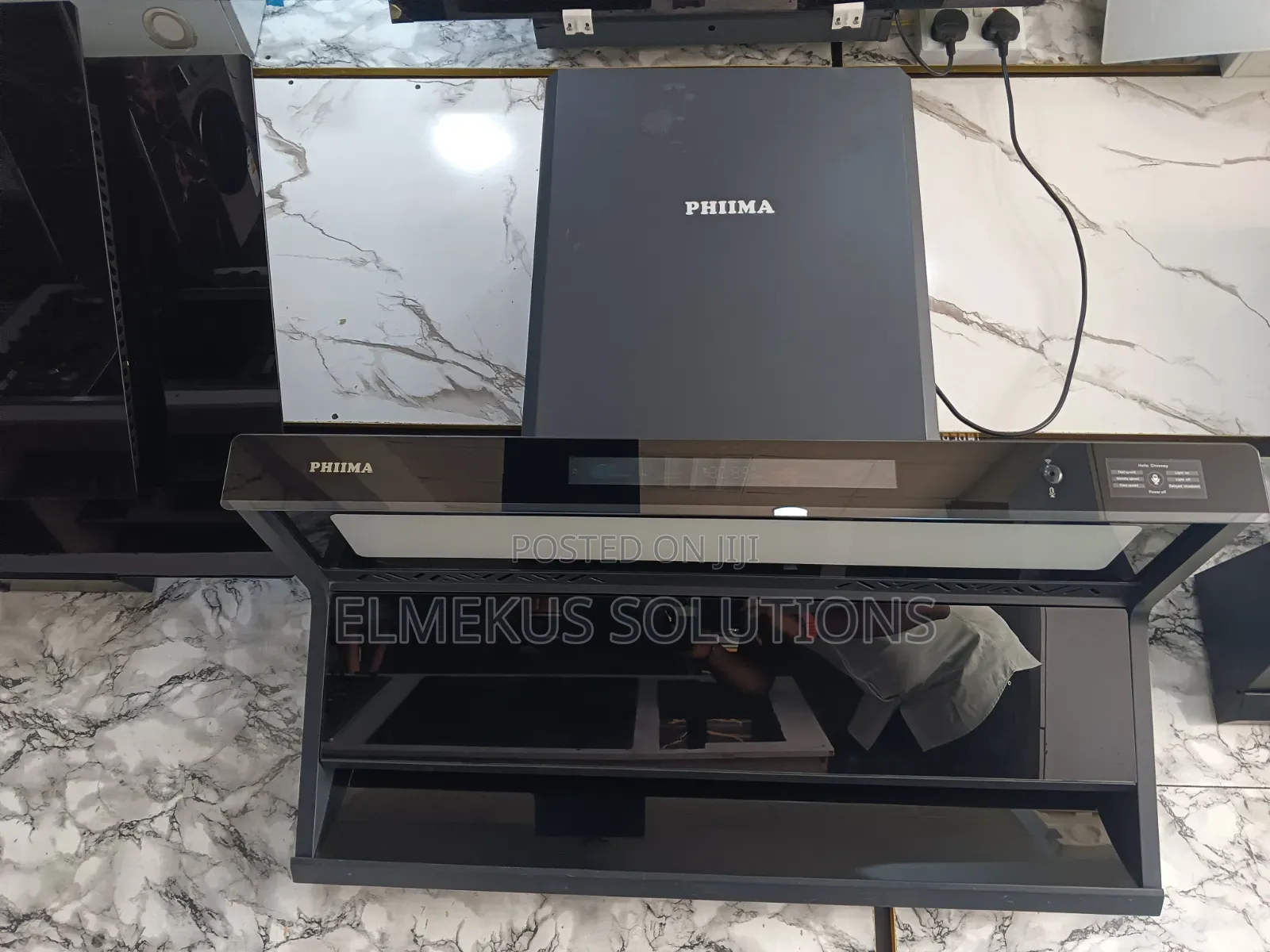 Luxury Kitchen Hood With Voice Control and Hand Wave Sensor.