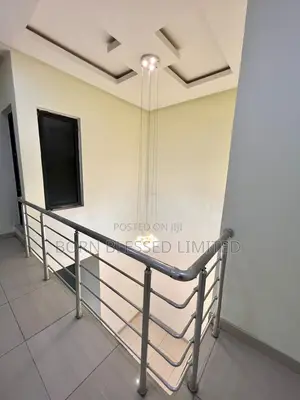 4bdrm Duplex in Ologolo for rent