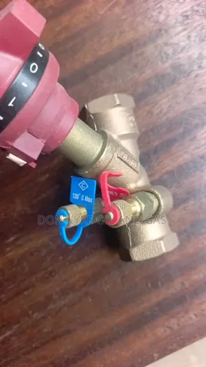 Crane Double Regulation Valve
