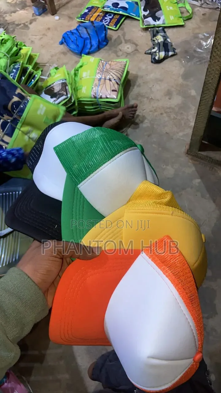 Plain Round Neck and Caps