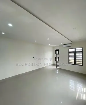 3bdrm Apartment in Oniru Victoria for rent