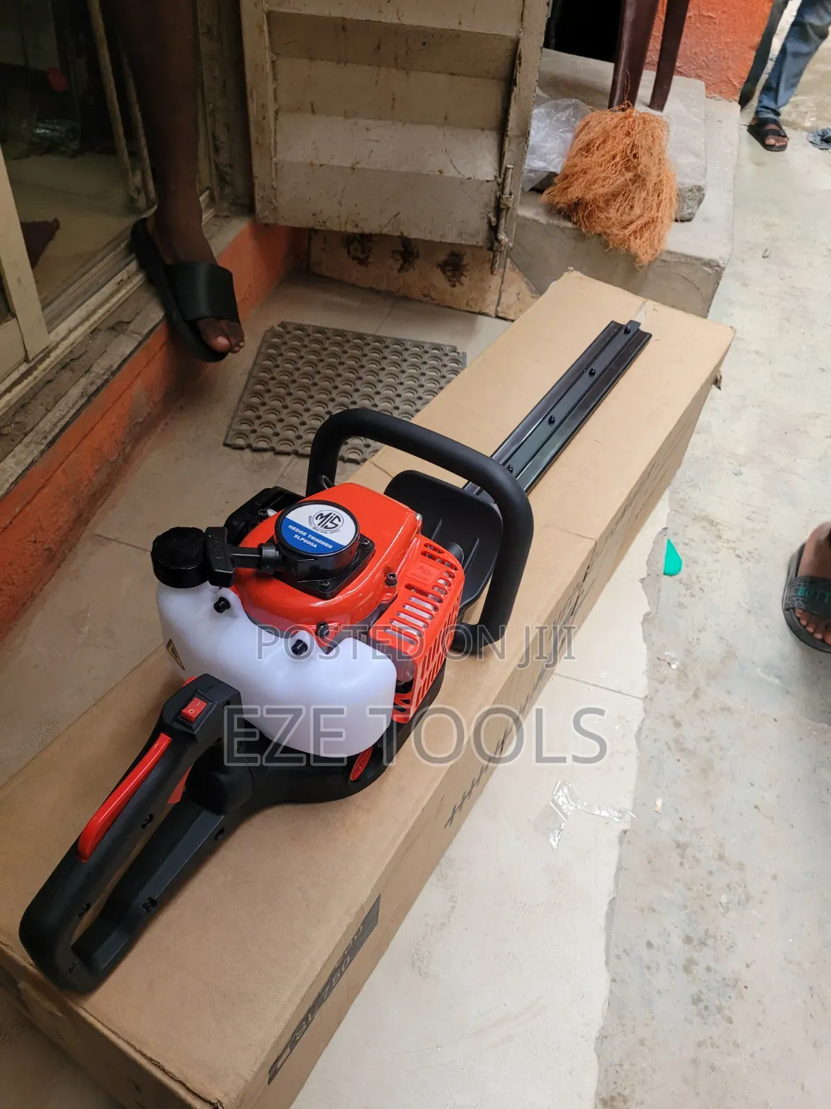 Gasoline Hedge Trimmer