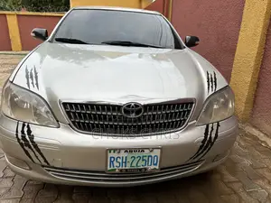 Toyota Camry LE 4dr Sedan (2.4L 4cyl 5M) 2004 Silver