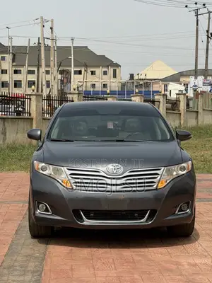 Toyota Venza V6 AWD 2010 Gray