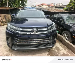 Toyota Highlander XLE V6 4x2 (3.5L 6cyl 6A) 2016 Blue