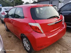 Toyota Yaris L Hatchback 3dr 2013 Red