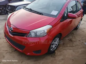 Toyota Yaris L Hatchback 3dr 2013 Red