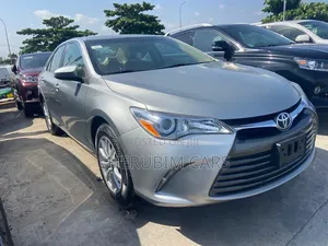 Toyota Camry LE 4dr Sedan (2.5L 4cyl 6A) 2016 Silver