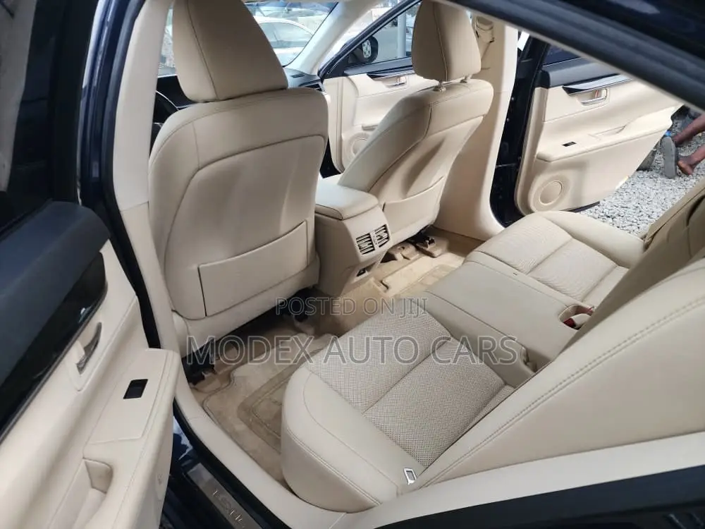 Lexus ES 2013