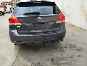 Toyota Venza 2010 Gray
